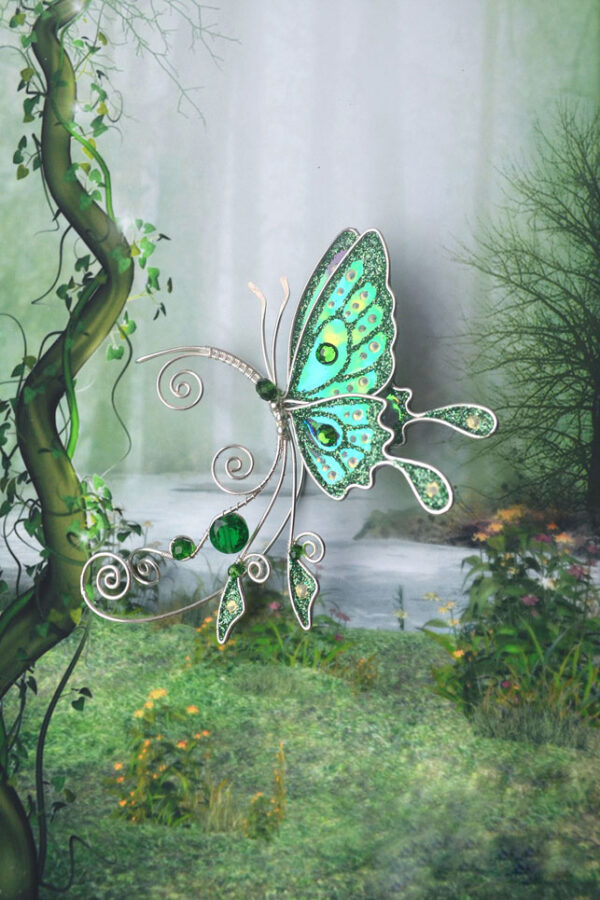 Butterfly ear cuff green