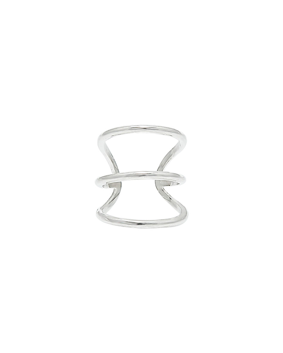 Minimalist 3 rings ear cuff on white background